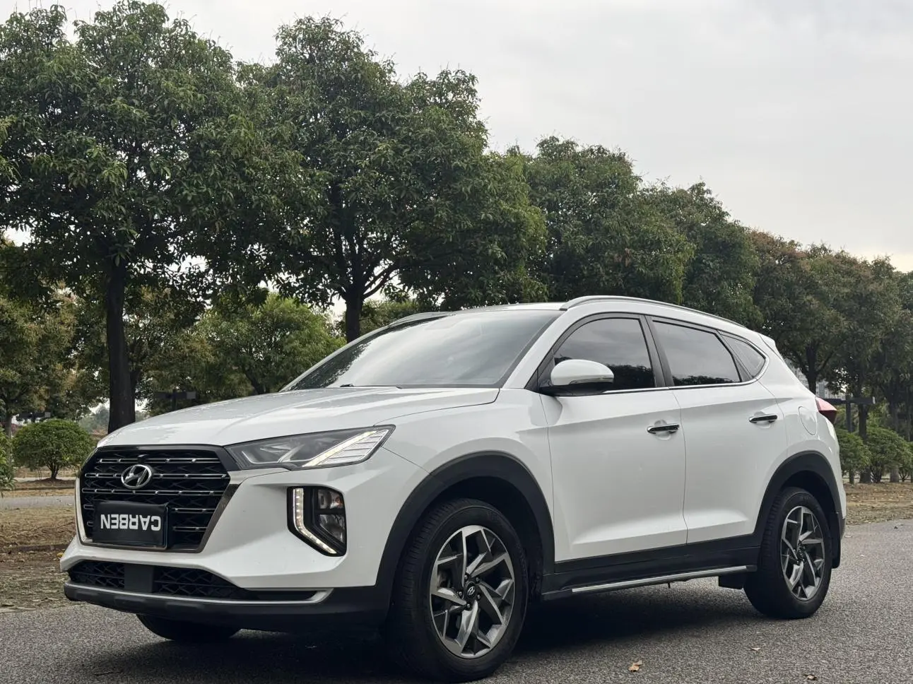 Hyundai Tucson 280TGDi dual-clutch two-wheel drive Zhilian version Country VI