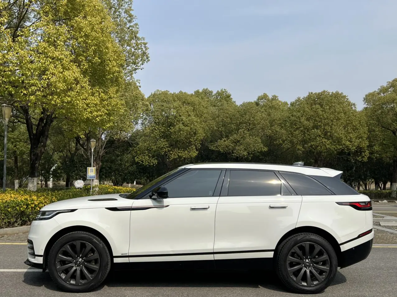 Land Rover Range Rover Star Pulse P380 R-DYNAMIC SE