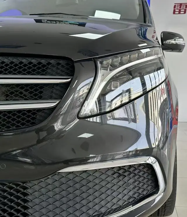 Mercedes-Benz Mercedes-Benz V-class V 260 Premium Edition