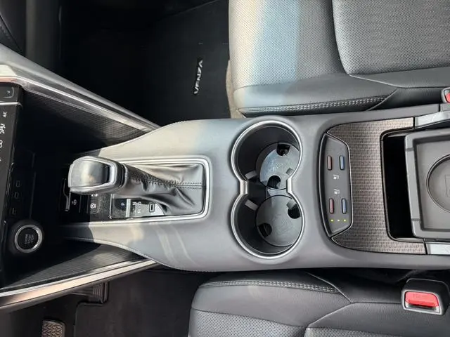 TOYOTA Weisha 2.0L CVT two-wheel drive technology version