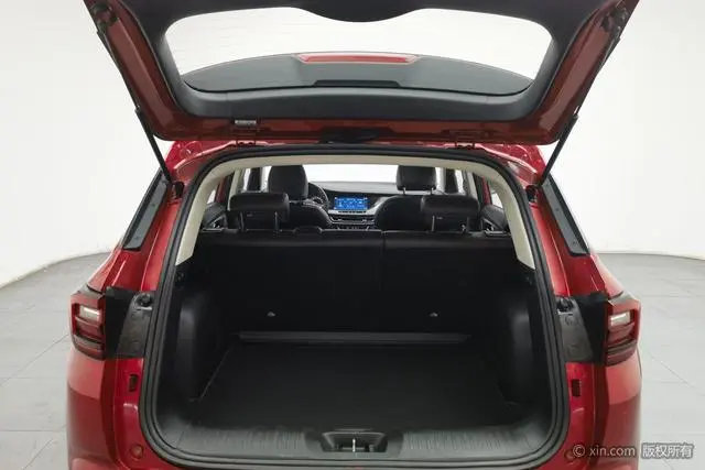 Changan Changan CS35 PLUS 1.6L Manual Changlian version Country V