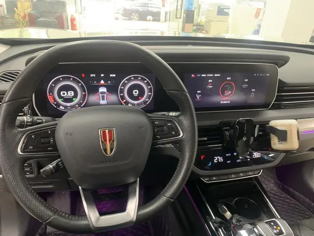 Hongqi Hongqi HS5 Facelift 2.0T Zhilian flag enjoy four-wheel drive version