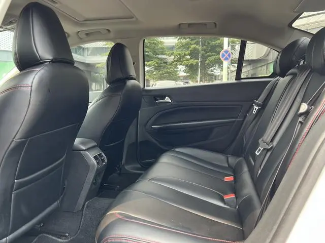 Peugeot Peugeot 408 350THP Automatic Deluxe Edition