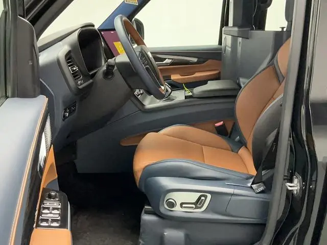 Geely Galaxy LEVC TX Extended Range Space Enjoy Edition