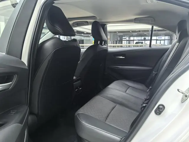 TOYOTA Lei Ling Dual engine 1.8L sports version