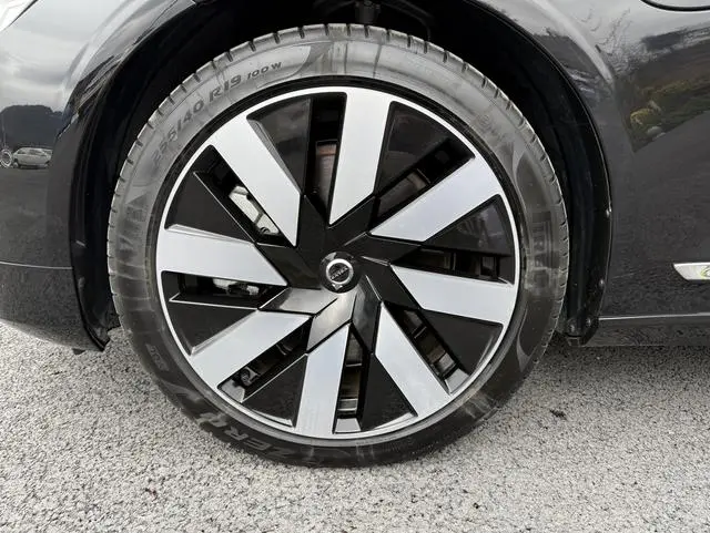 Volvo Volvo S90 PHEV T8 four-wheel drive long battery life Zhiya Deluxe Edition