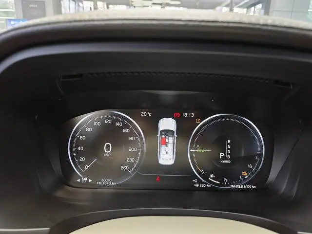 Volvo Volvo S90 PHEV T8 E-drive hybrid Honor Edition 3-seater Country VI