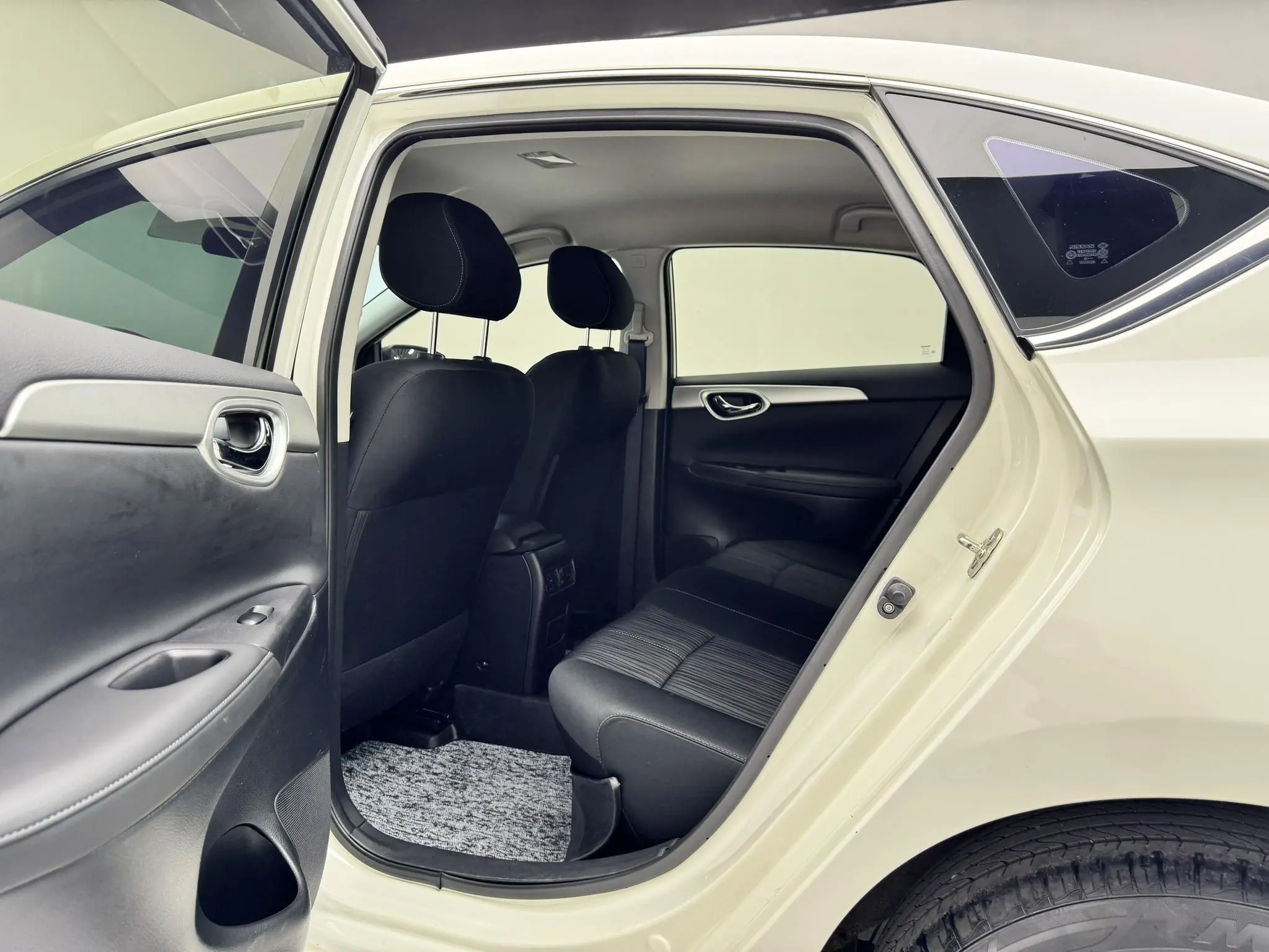 Nissan Xuan Yi Classic 1.6 XE CVT Comfort Edition