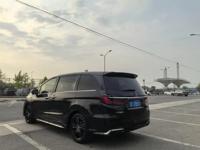 Honda Odyssey 2.0L Rui*Yaoxiang Edition