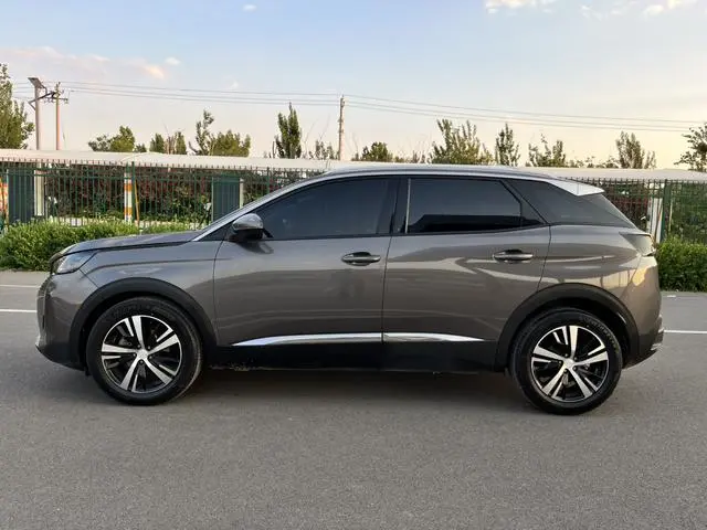 Peugeot Peugeot 4008 360THP Strength Edition