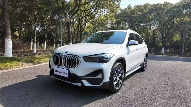 BMW BMW X1 sDrive20Li Exclusive type