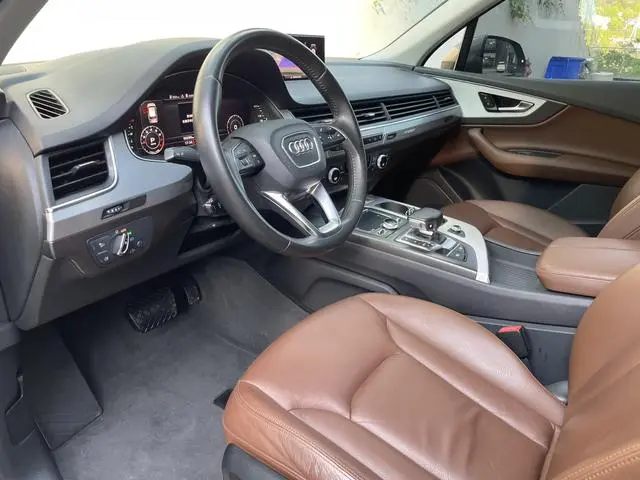 Audi Audi Q7 40 TFSI S line sporty