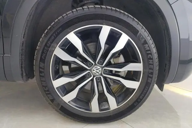 Volkswagen Tanyue 380TSI R-Line intelligent version four-wheel drive