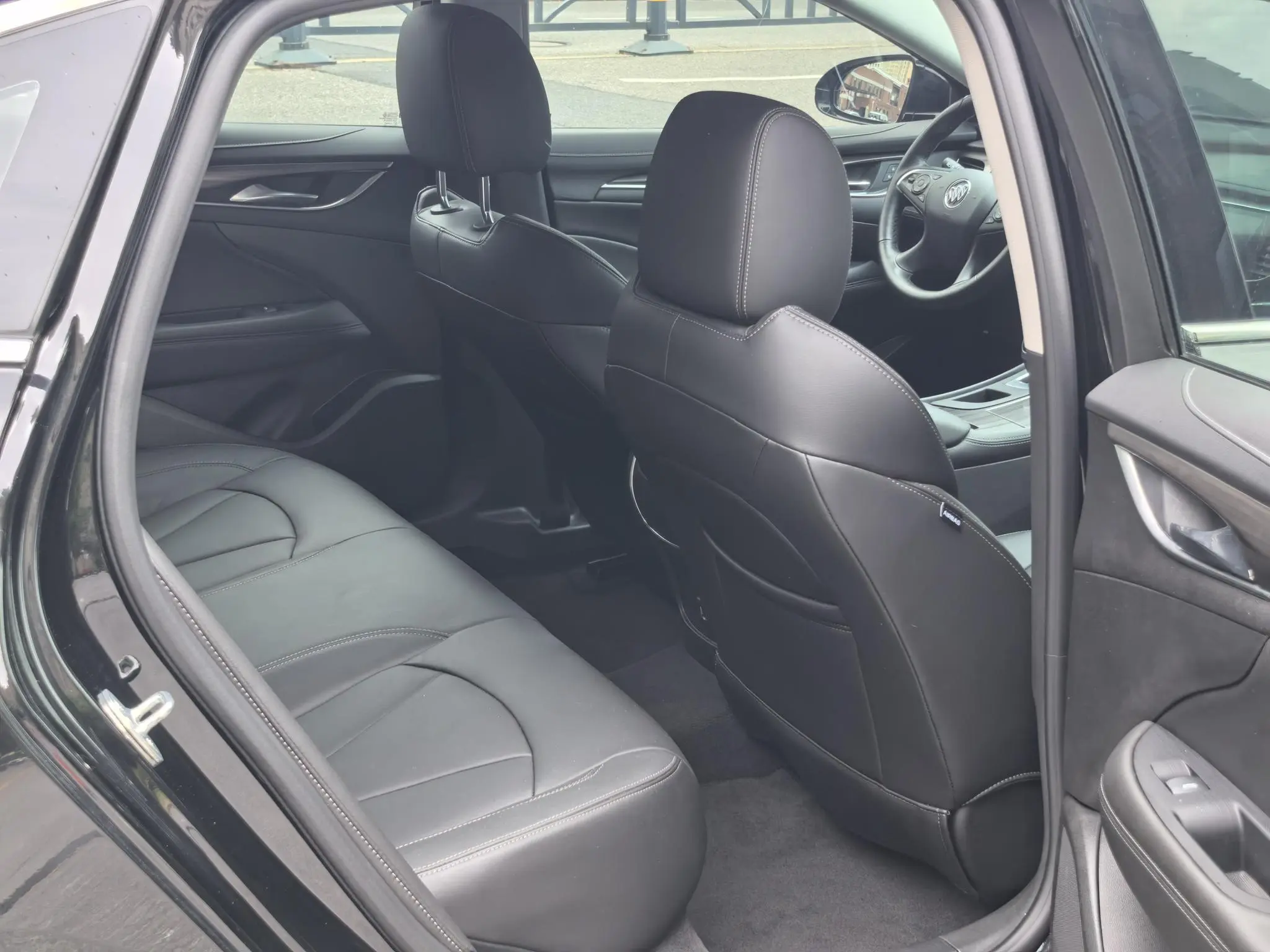 Buick Lacrosse 652T luxury