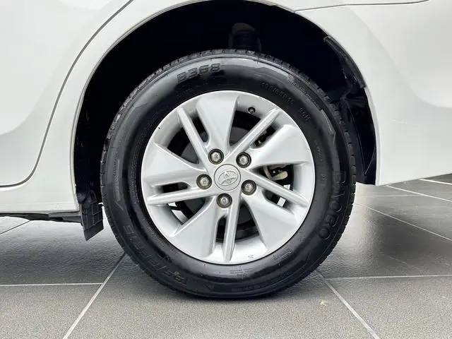TOYOTA Corolla 1.6L manual GL
