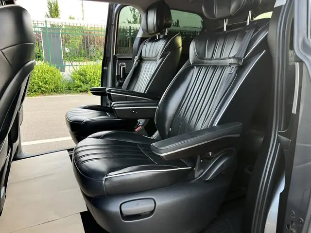 Roewe Roewe iMAX8 400TGI Travel Exclusive Edition for Major customers