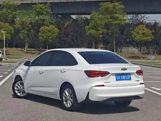 Chevrolet Cruze 1.5L Dual Clutch Enjoy Edition