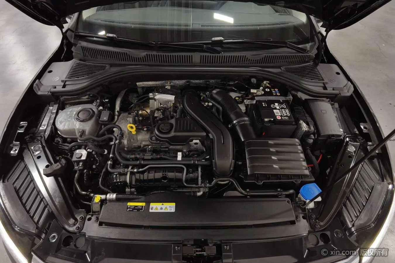 Volkswagen Sagitar 300TSI DSG Beyond Edition