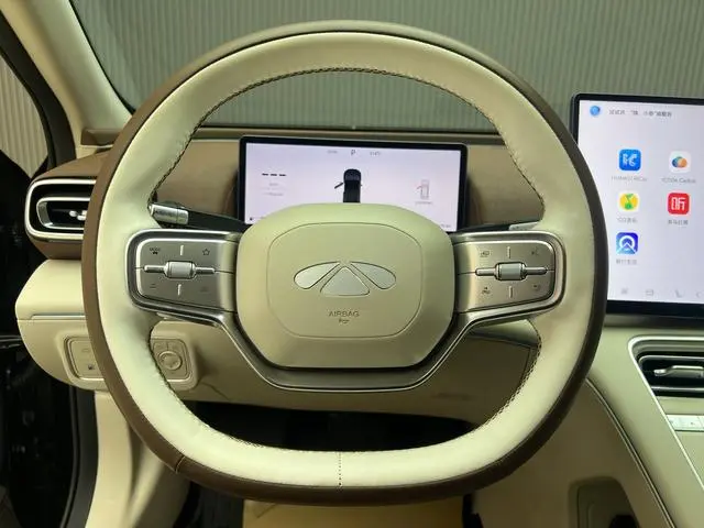 Chery Fengyun Fengyun A9L 260 Boya Luxury Edition