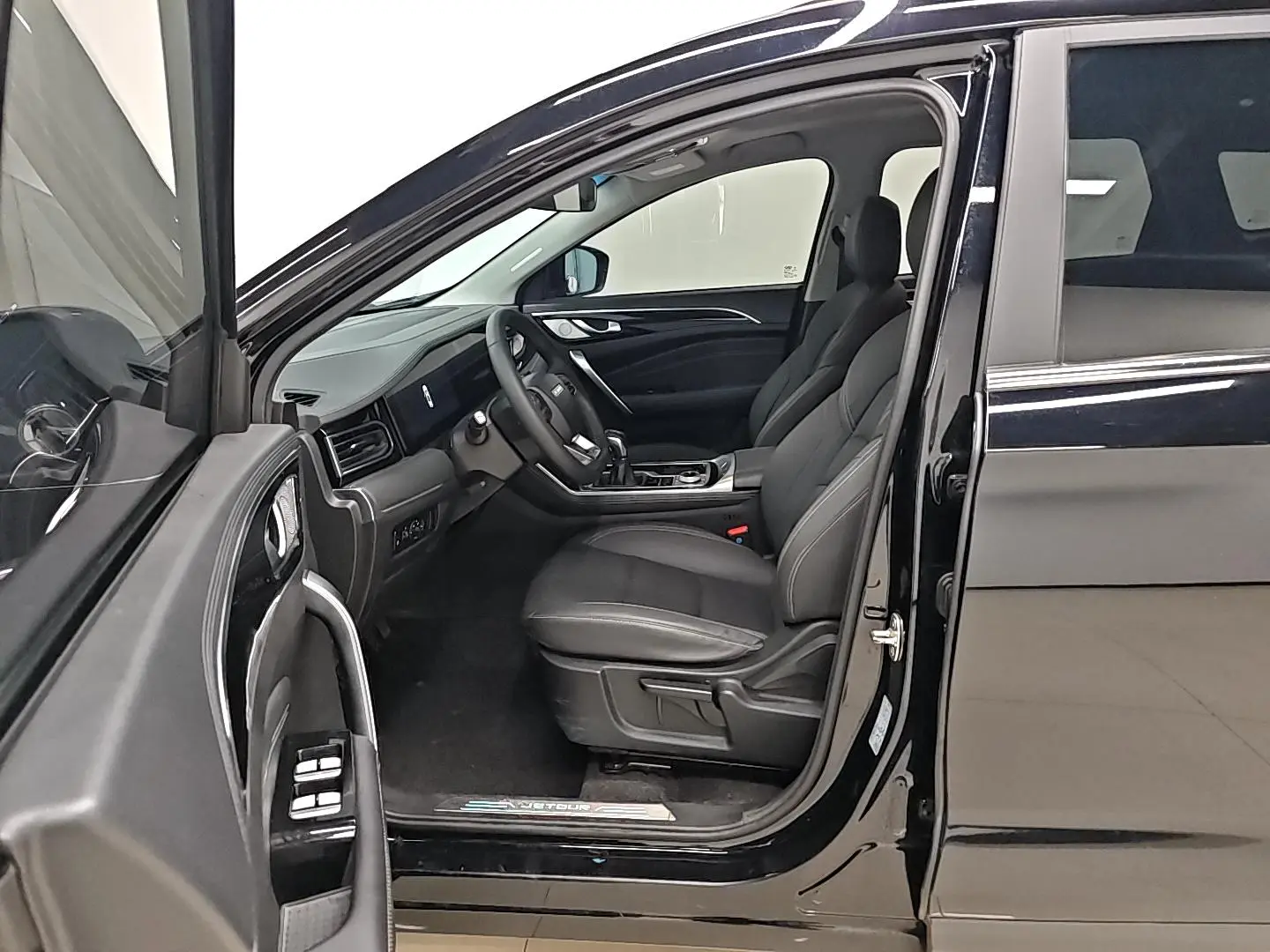 Chery Jetour Jietu X90 1.5T manual Shadow Fun Edition 7 seats