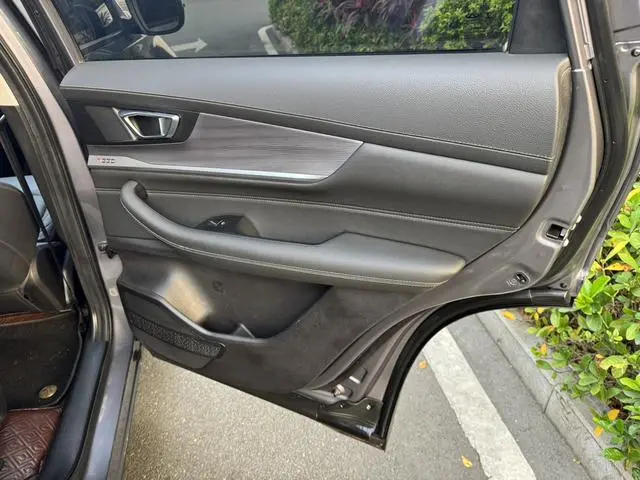 Chery Fulwin Tiggo 8 Kunpeng version 390TGDI automatic wind-by-wind version+