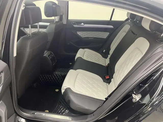 Volkswagen Magotan 2 million commemorative edition 330TSI DSG Luxury models