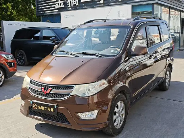 Wuling Wuling Hongguang 1.5LS comfort type