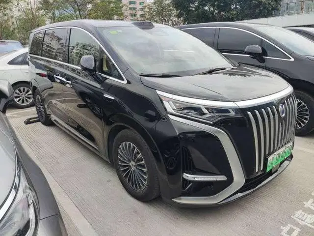 Denza Denza D9 EV Smart driving version 600 four-wheel drive flagship model