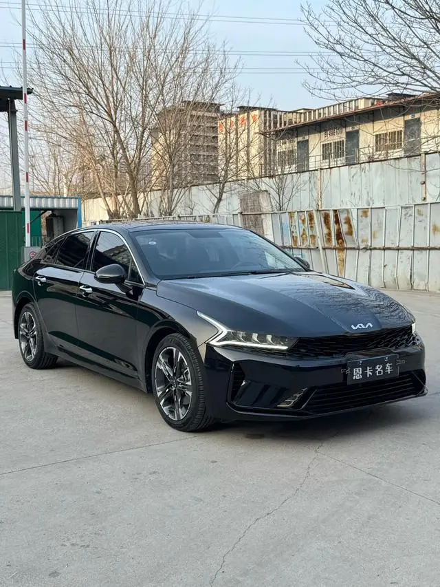 Kia Kia K5 270T CVVD Deluxe Edition