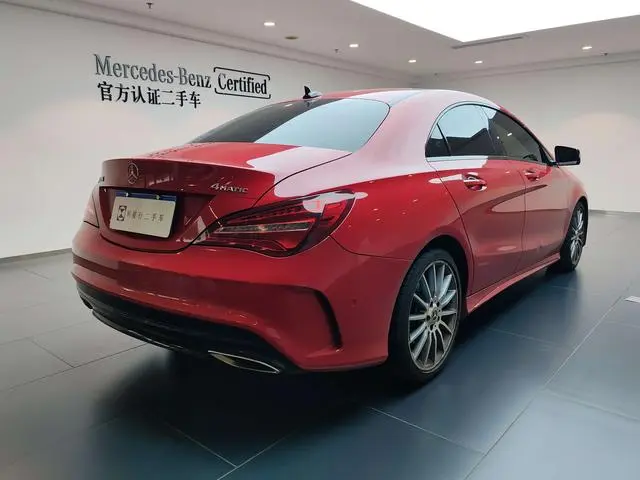 Mercedes-Benz Mercedes-Benz CLA CLA 220 4MATIC