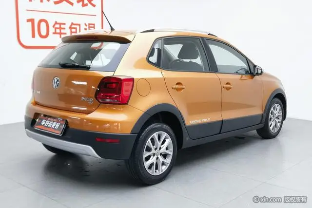 Volkswagen Polo 1.5L Cross Polo automatic