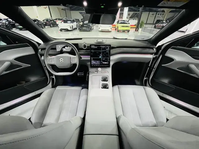 NIO NIO ES8 75kWh Executive Edition