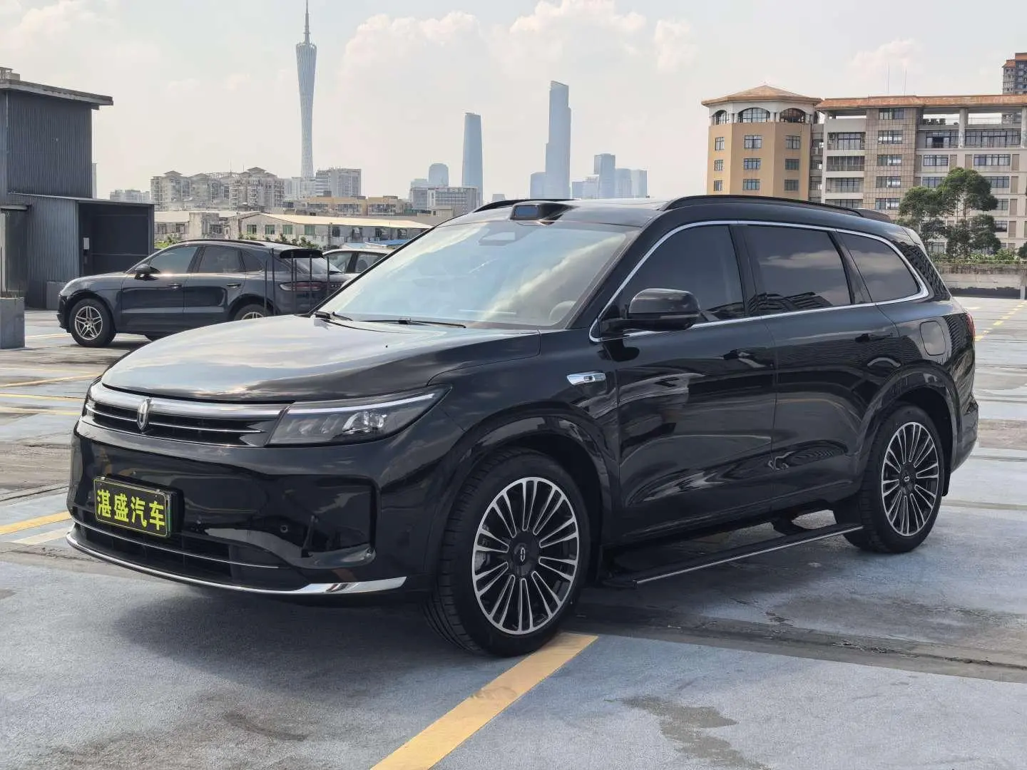 AITO Ask the world M7 Ultra five-seater rear-drive smart driving version