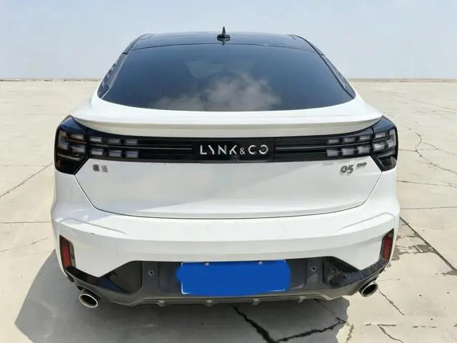 LYNK & CO Lynk 05 2.0TD four-wheel drive Halo