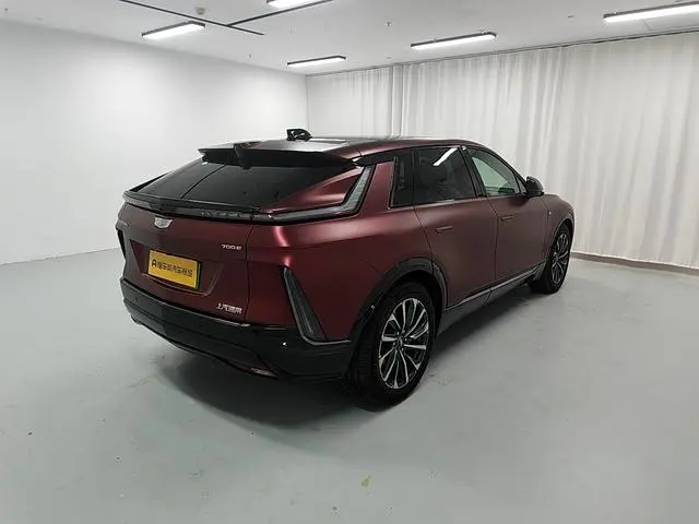 Cadillac IQ Ruige Four-wheel drive high-performance premium edition