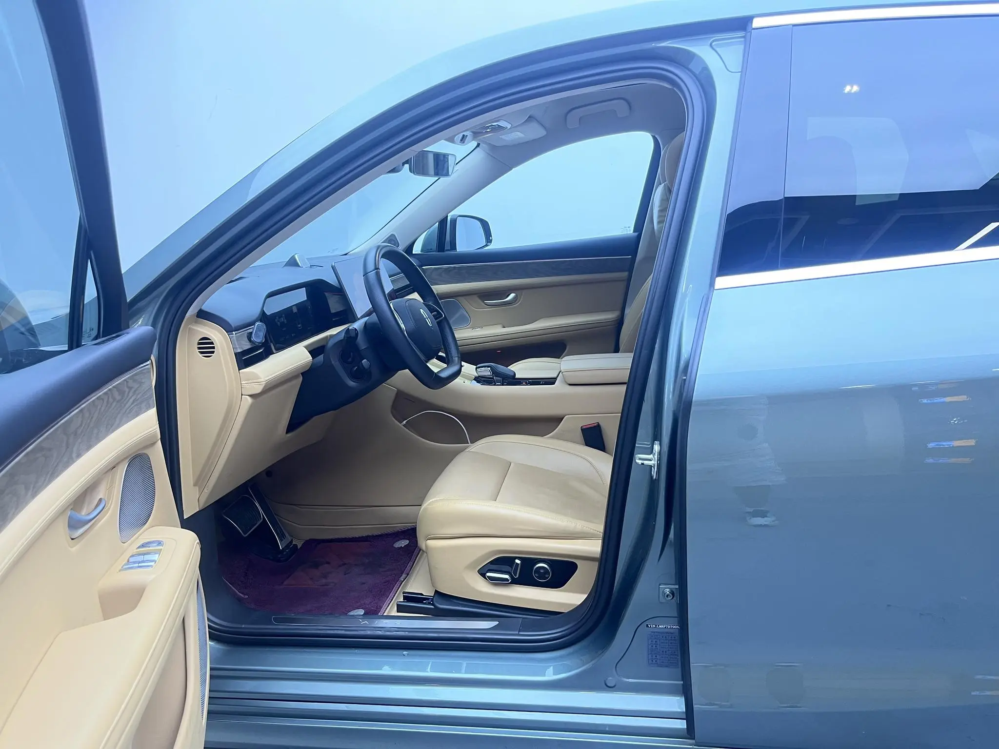 AITO Ask the world M5 Extended range rear drive standard edition