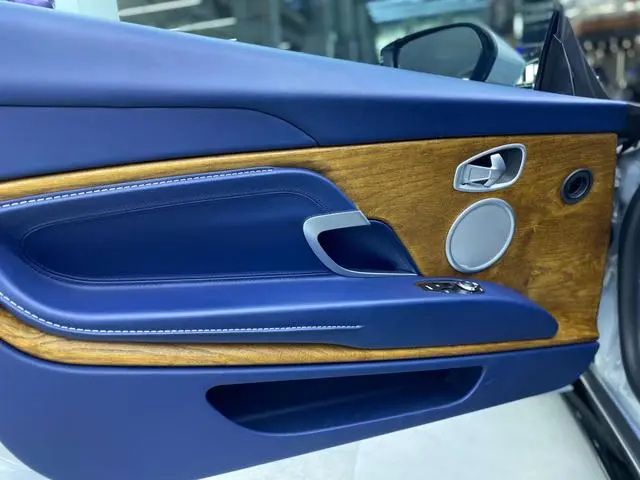 Aston Martin Aston Martin DB11 4.0T V8 Coupe
