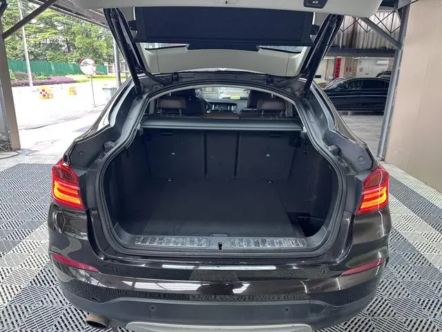 BMW BMW X4 xDrive20i M sporty