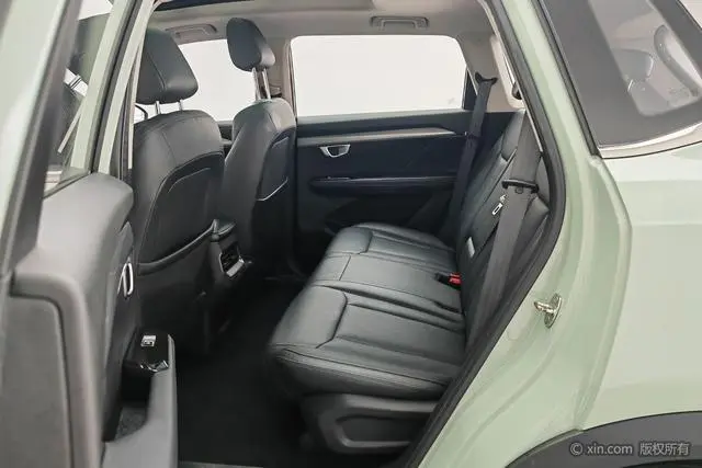 Wuling Wuling Xingchen 1.5T automatic star Obsidian version