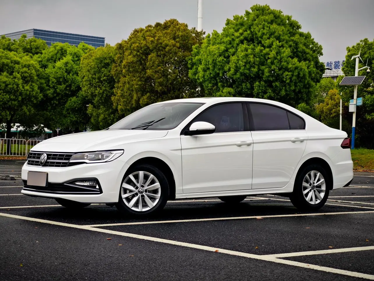 Volkswagen Bora 1.5L automatic comfort intelligent version