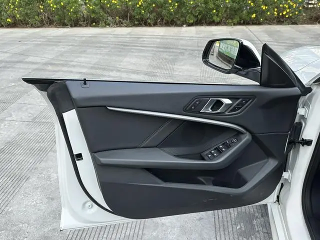 BMW BMW 2 Series (imported) 225i four-door coupe M sports suit