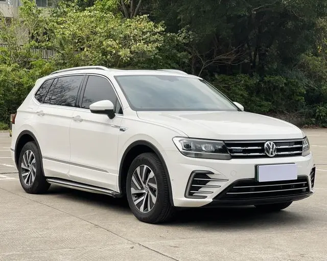 Volkswagen Tiguan L PHEV 430PHEV plug-in hybrid Premium Edition