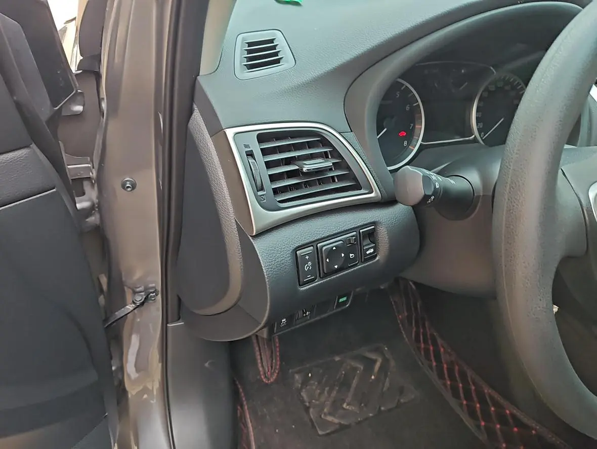 Nissan Xuan Yi Facelift two Classic 1.6L XE CVT Comfort Edition