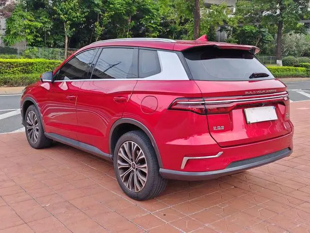 BYD Song Pro DM DM 1.5T four-wheel drive performance version flagship model