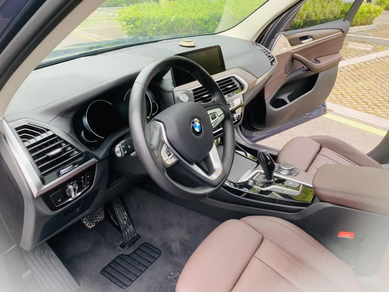 BMW BMW X3 xDrive28i Luxury Set