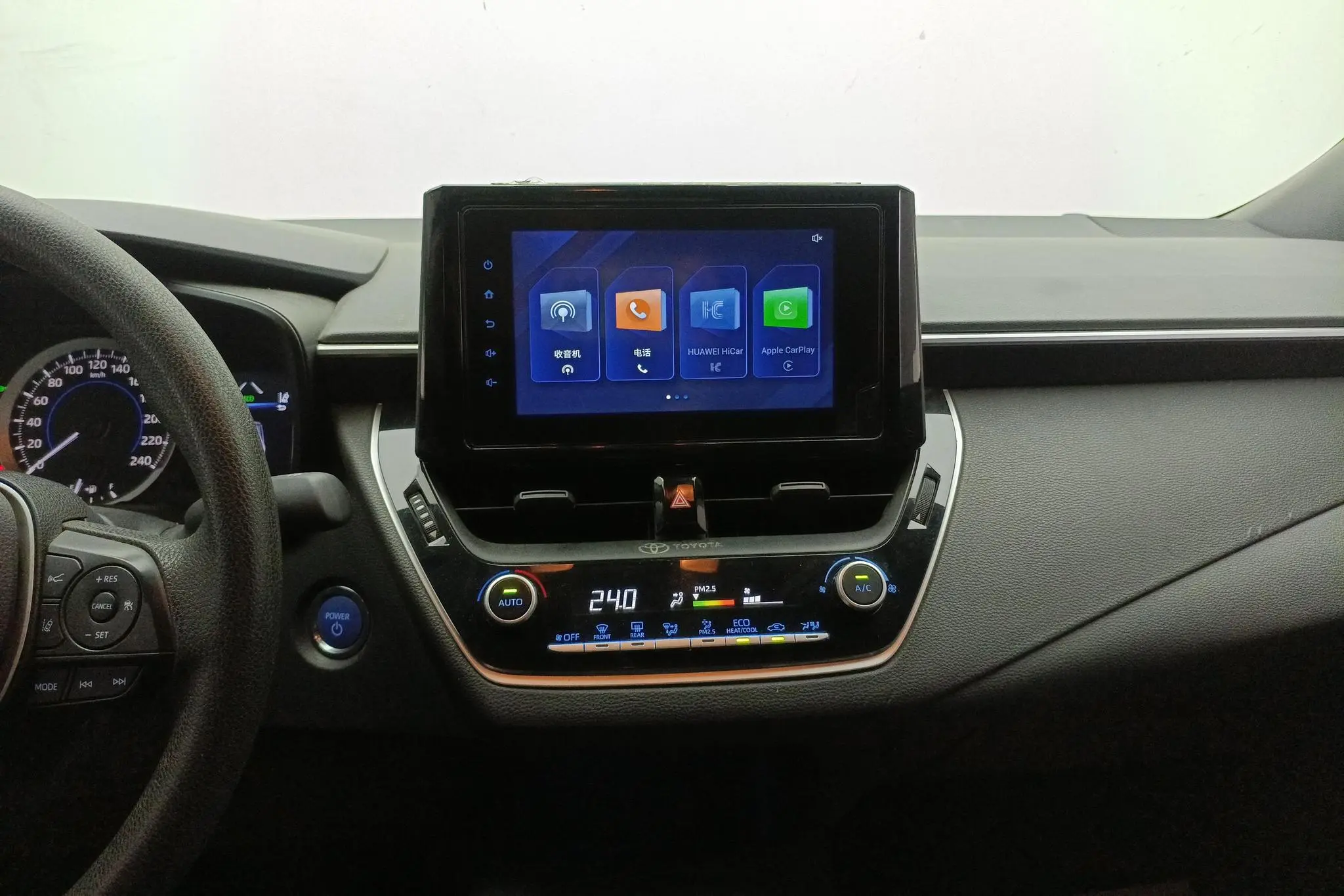 TOYOTA Lei Ling Dual engine 1.8H E-CVT Leading version