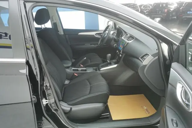 Nissan Xuan Yi Classic 1.6L XE CVT Comfort Edition