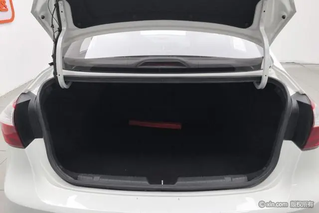 Kia Kia K3 1.6L automatic 15th Anniversary Special Edition GLS