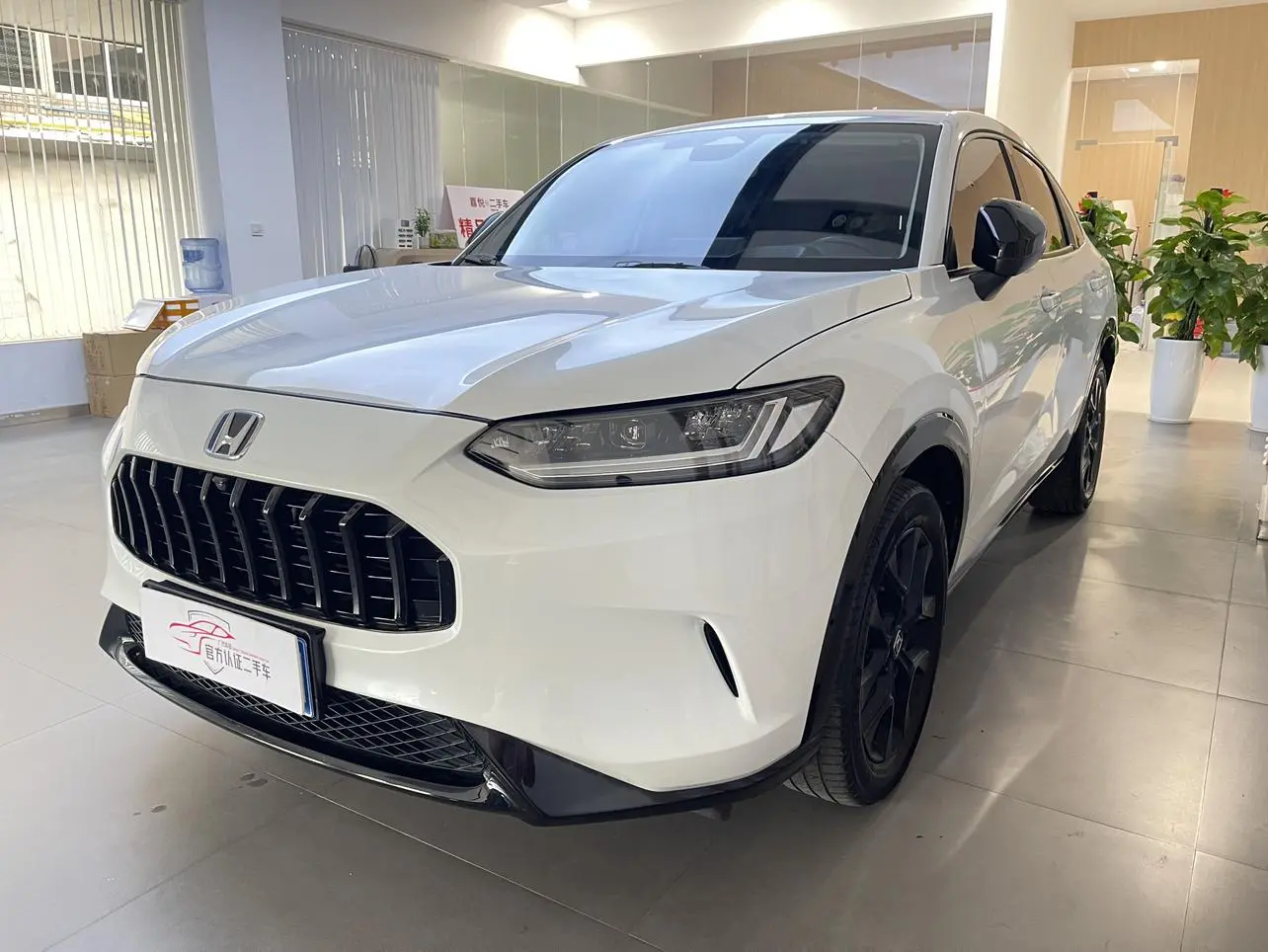 Honda ZR-V to 2.0L Sharp*Exclusive Edition