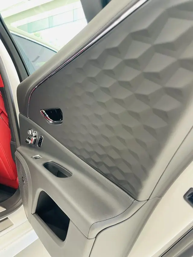 Bentley Flying Spur PHEV 4.0T V8 Mulliner